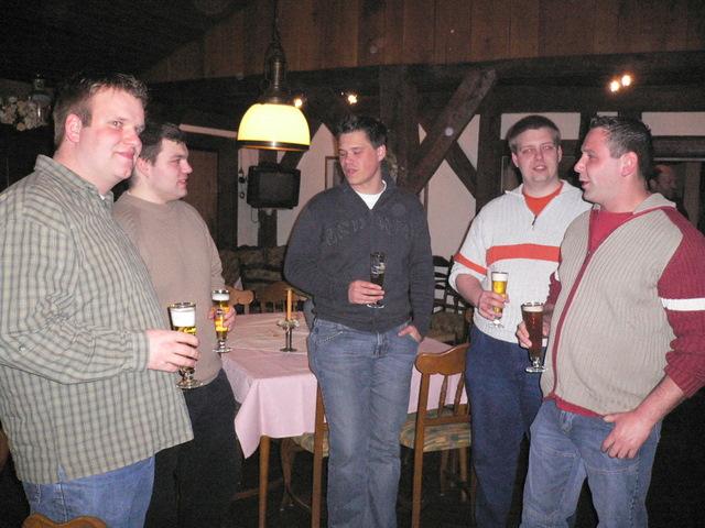 Fahnenschrank 014.jpg